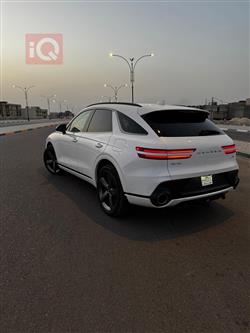 جنسس GV70